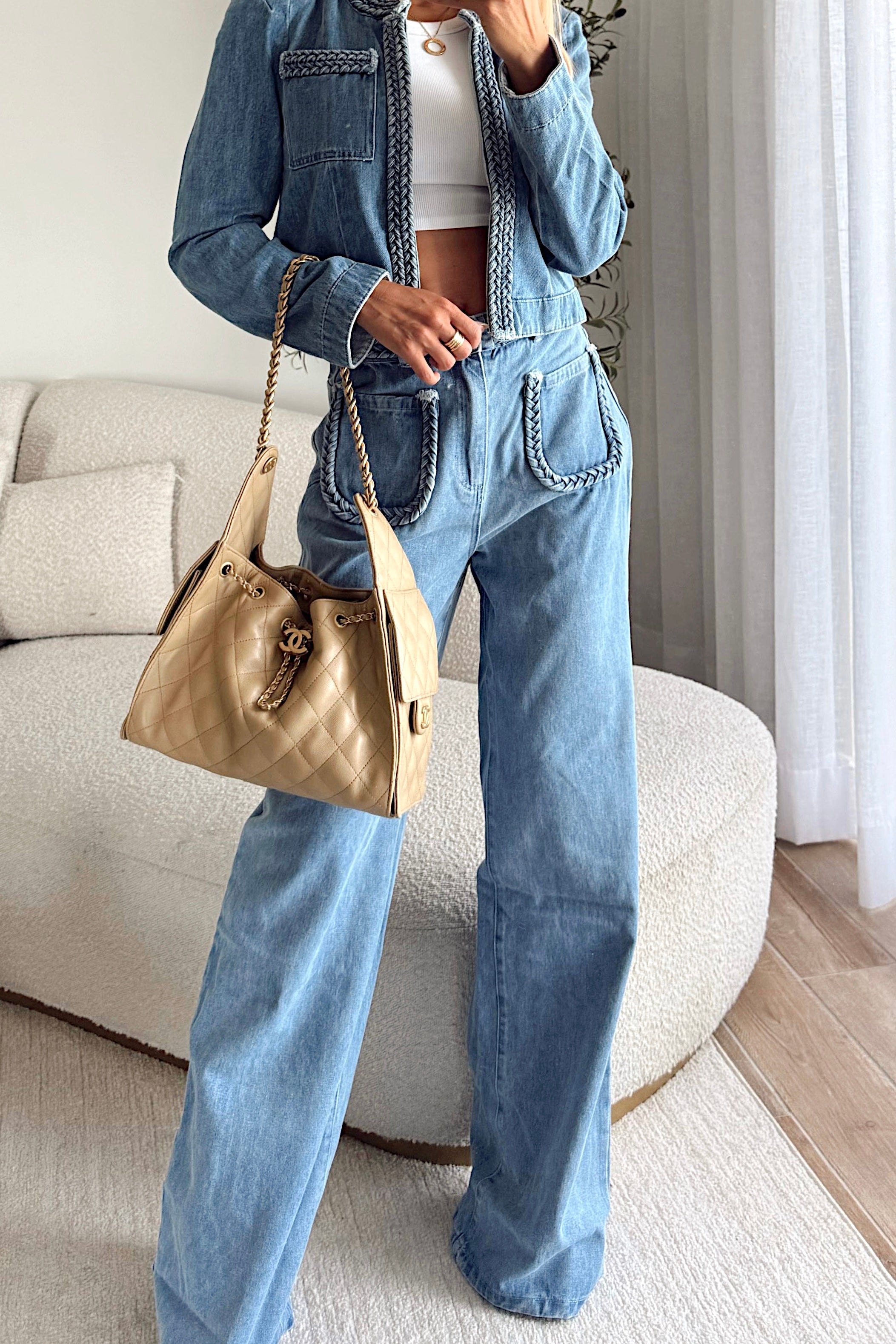 SOLANA JEANS